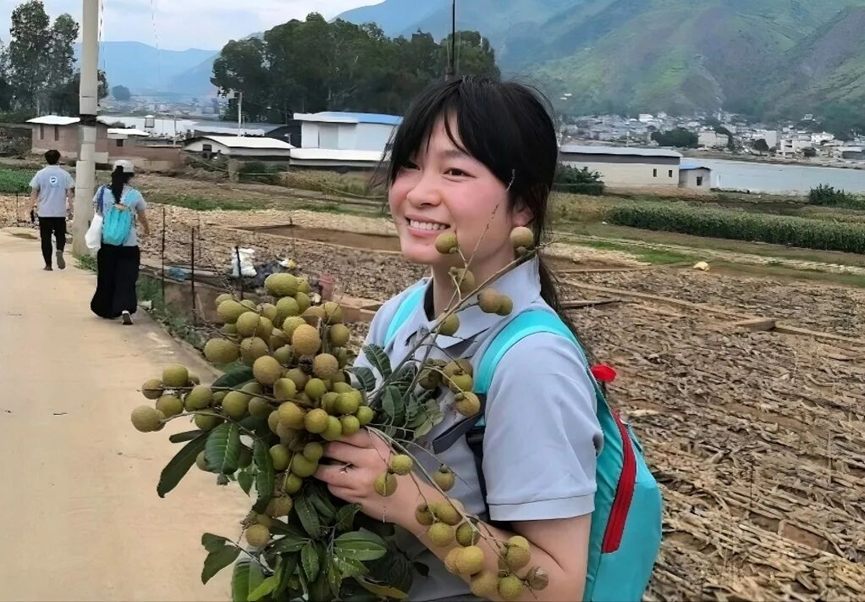 图片[1]-丽江师范学院“语”路生花推普纪实⑤┃荷“言”悦色，一路“声”歌-语路生花